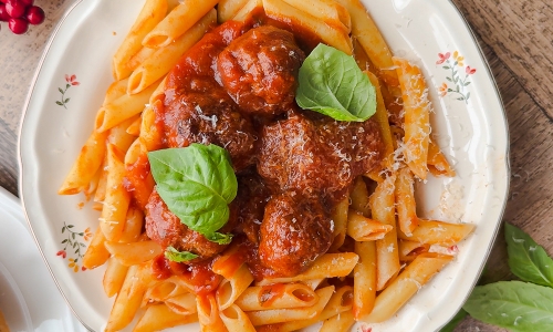 Simple Pasta with Meatballs